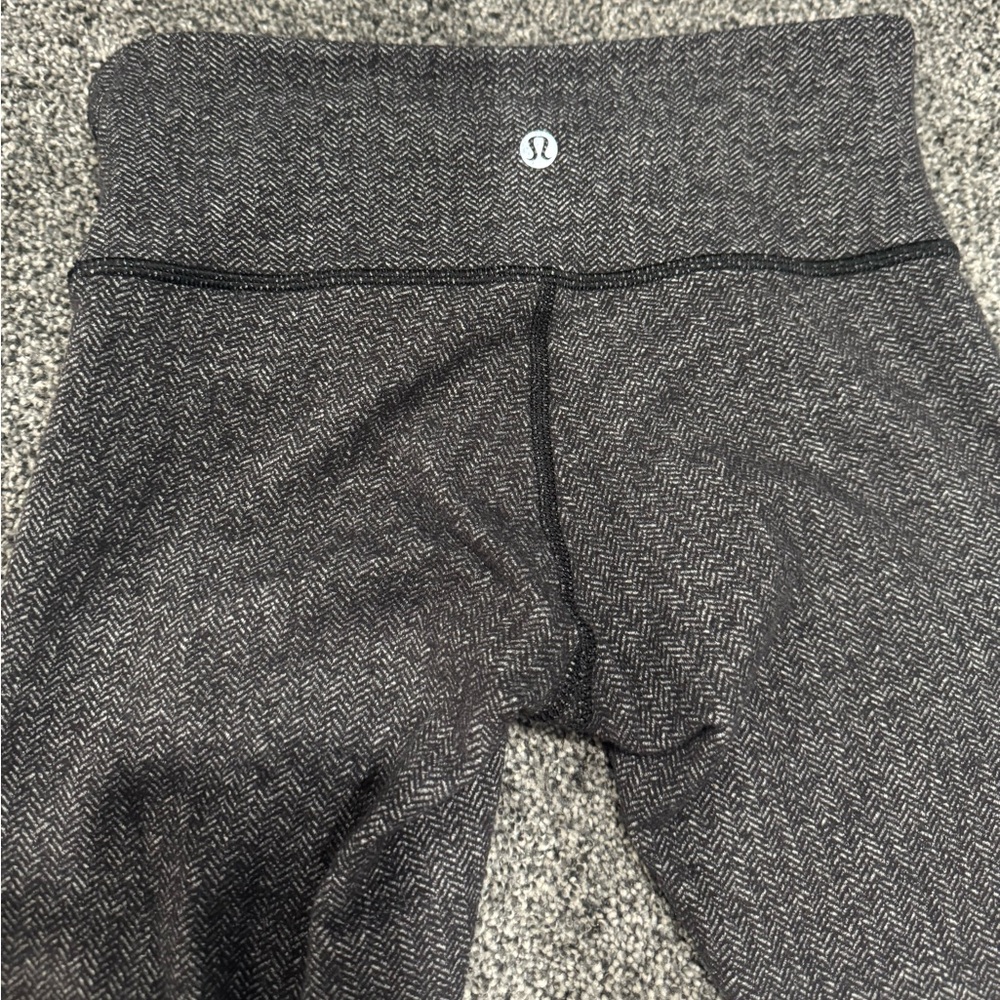 S2 Lululemon leggings